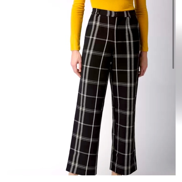 Forever 21 Pants - Forever 21 Black and Beige Flared Checked Parallel Trousers | 2
